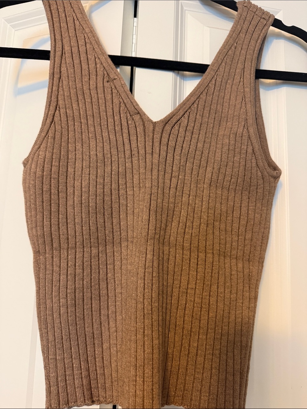 Quince Eco-knit cropped sweater tank. - Picture 3 of 6